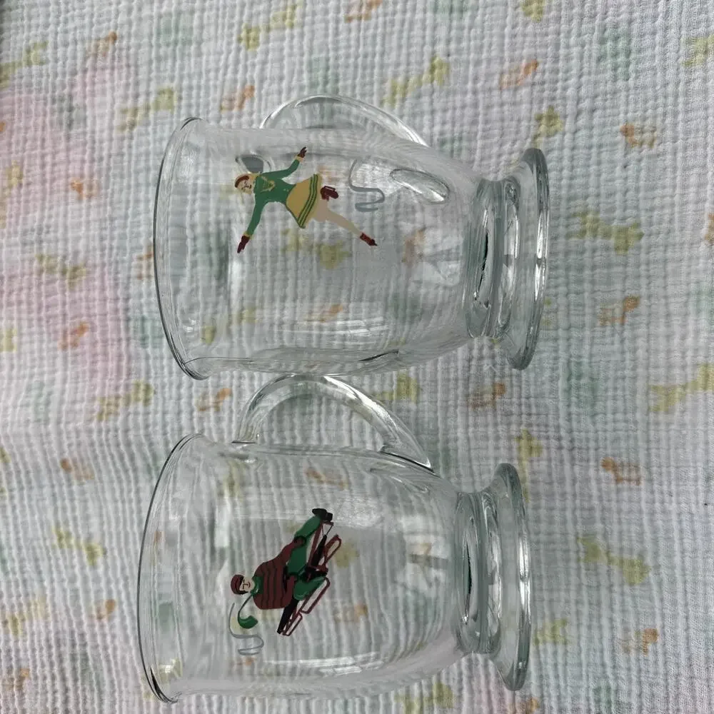 Williams Sonoma Vintage Winter Sports Skating Sledding Glass Coffee Mugs Set/2